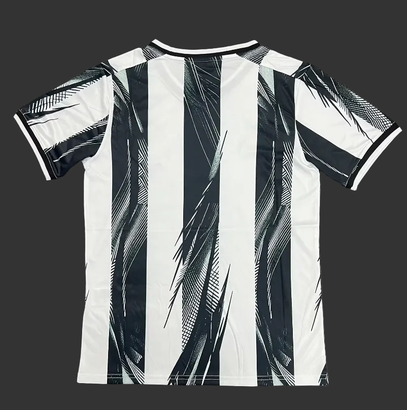 Newcastle United Fans Version 26/27 Commemorative Jersey