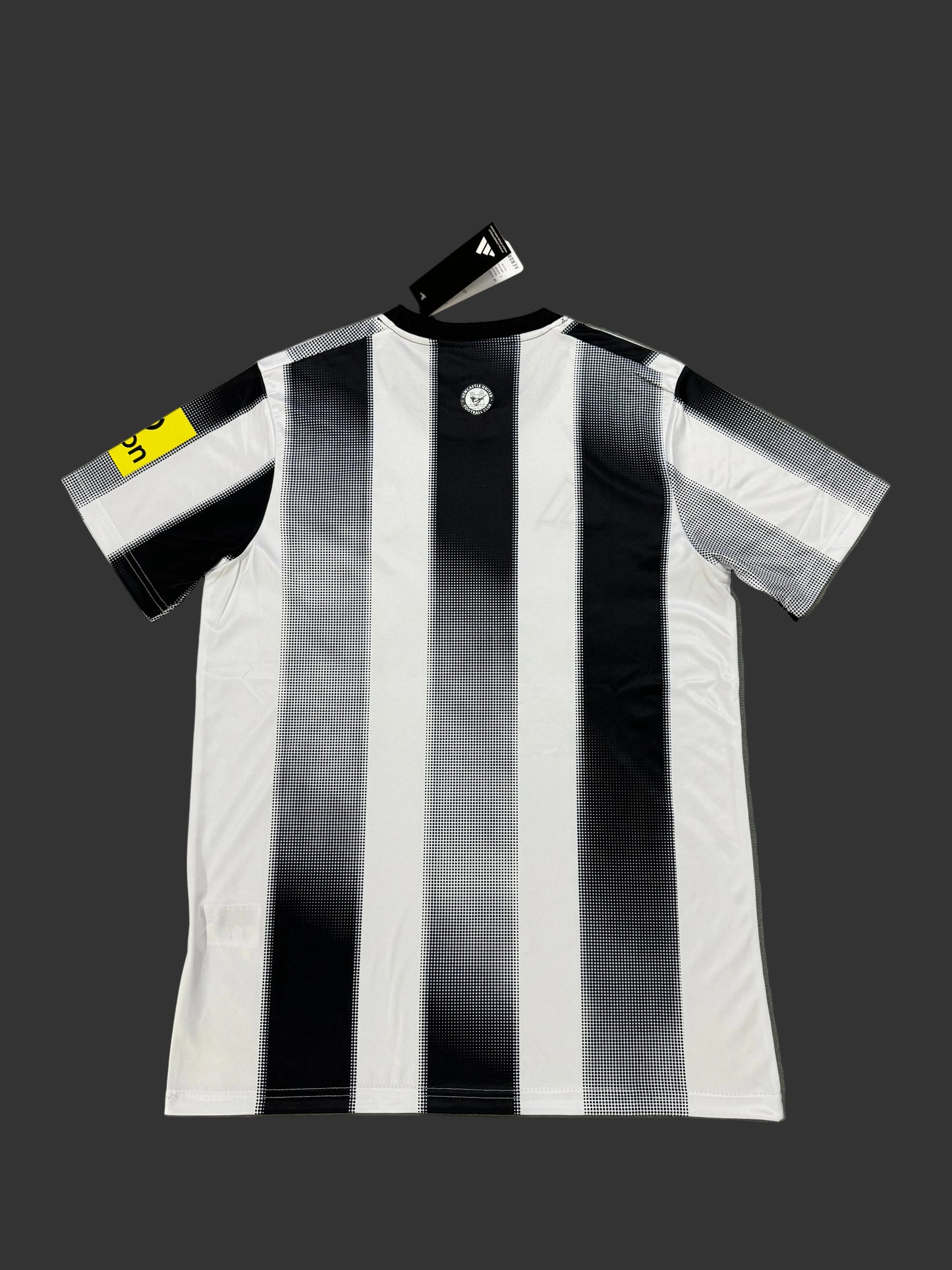 Newcastle United Fans Jersey 25/26 Premium Polyester