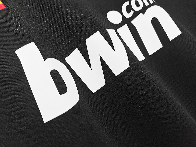 Real Madrid Retro 08/09 Away Jersey