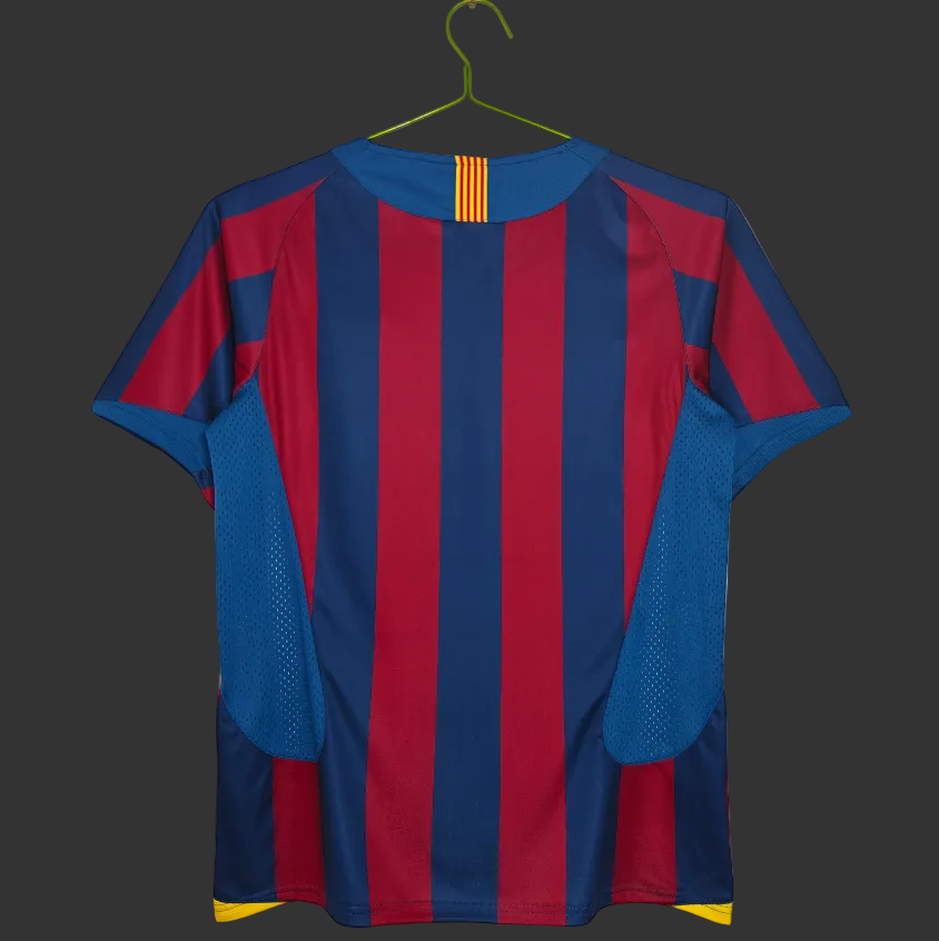 Barcelona Men's Retro 2005/06 Home Jersey